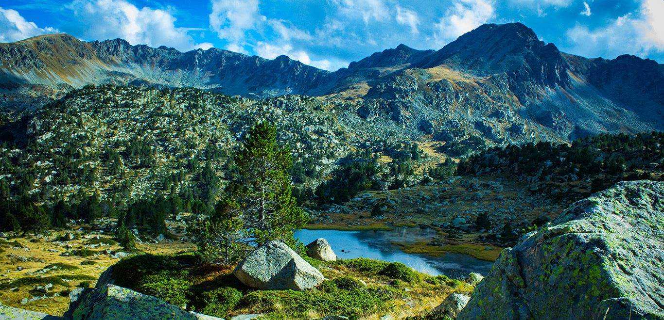 Les Meilleurs Sentiers de Randonnée Pittoresques, Lacs et Points de Repère en Andorre