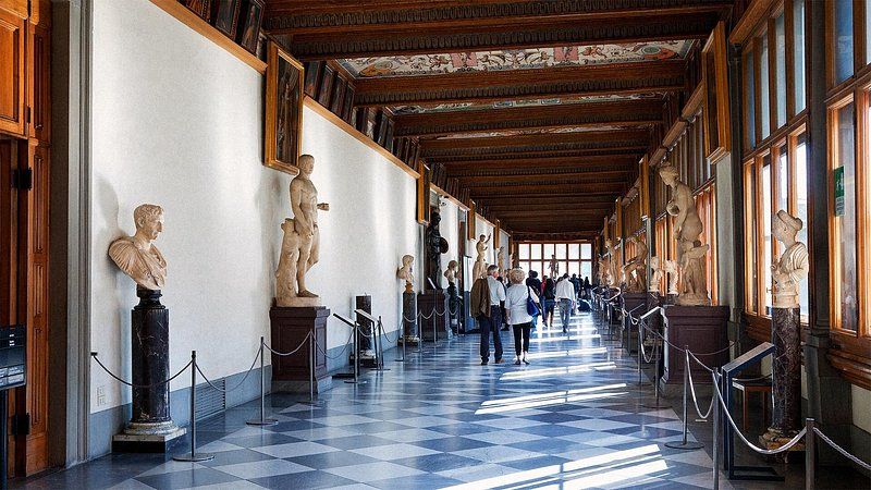 Galleria degli Uffizi interior