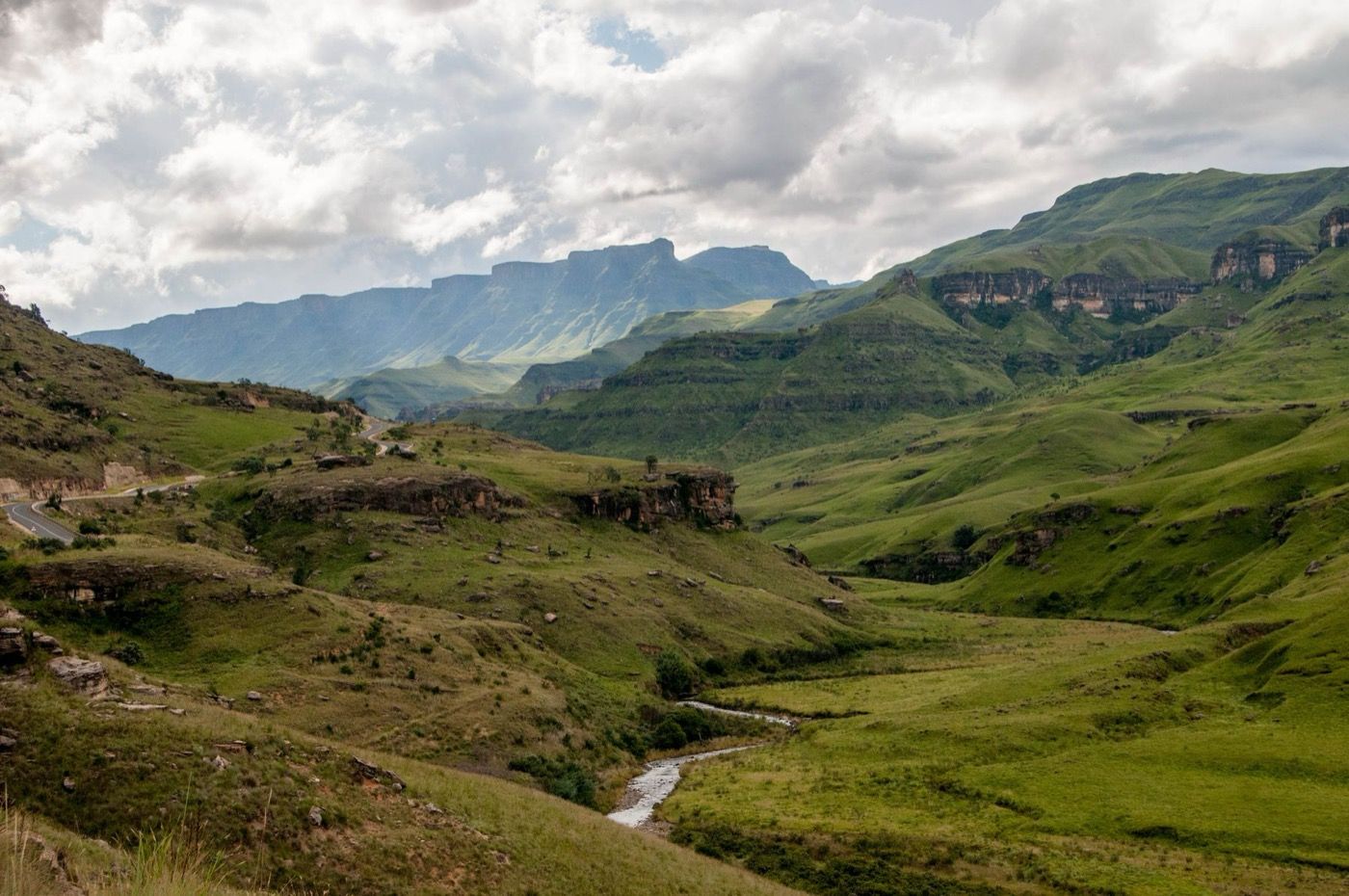 Lesotho - Drakensberg Hikes - explore the Drakensberg
